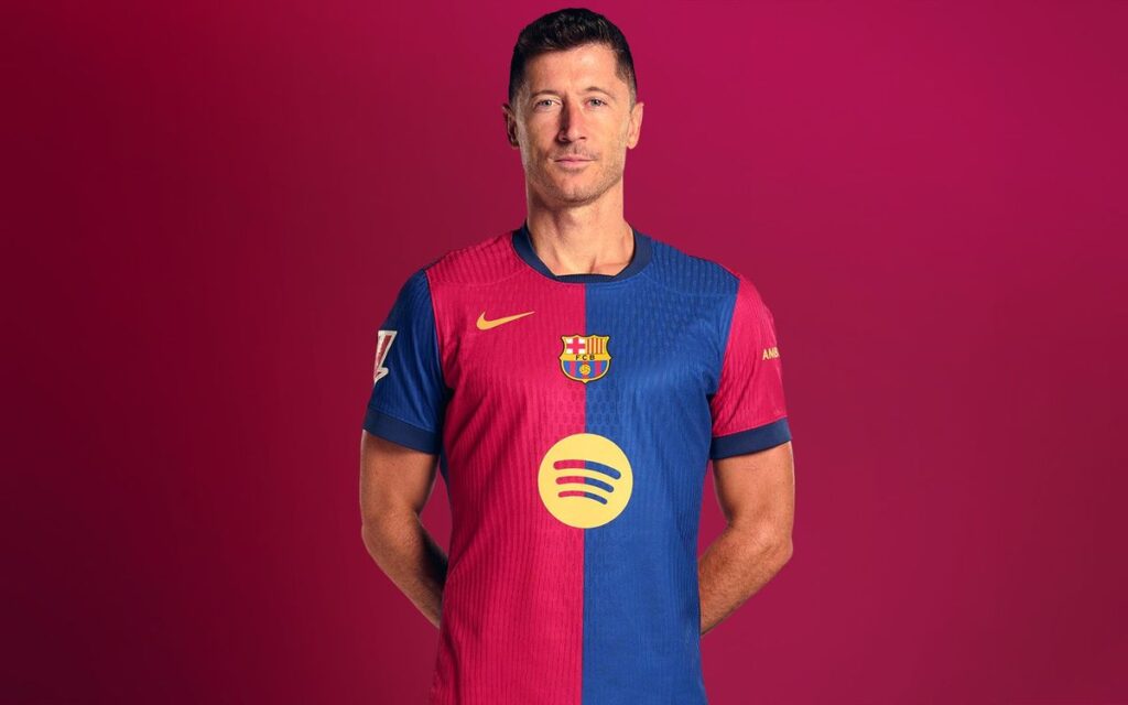 barcelona robert Lewandowski
